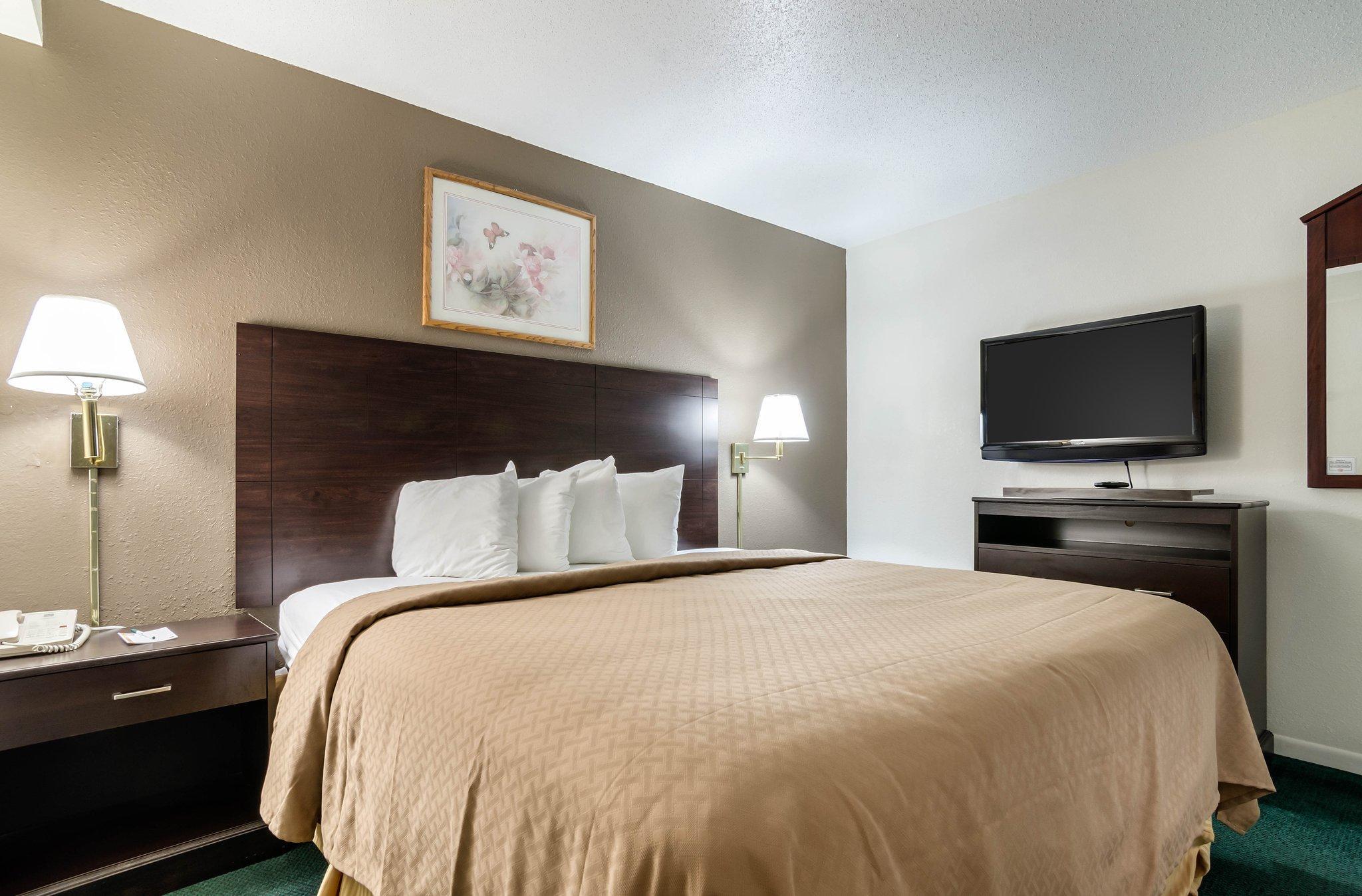 Colby Inn And Suites Dış mekan fotoğraf